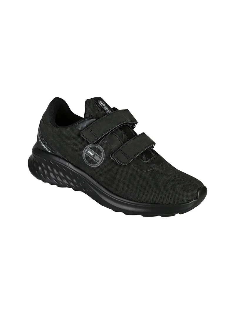 Sneakers da uomo con strappi - nero