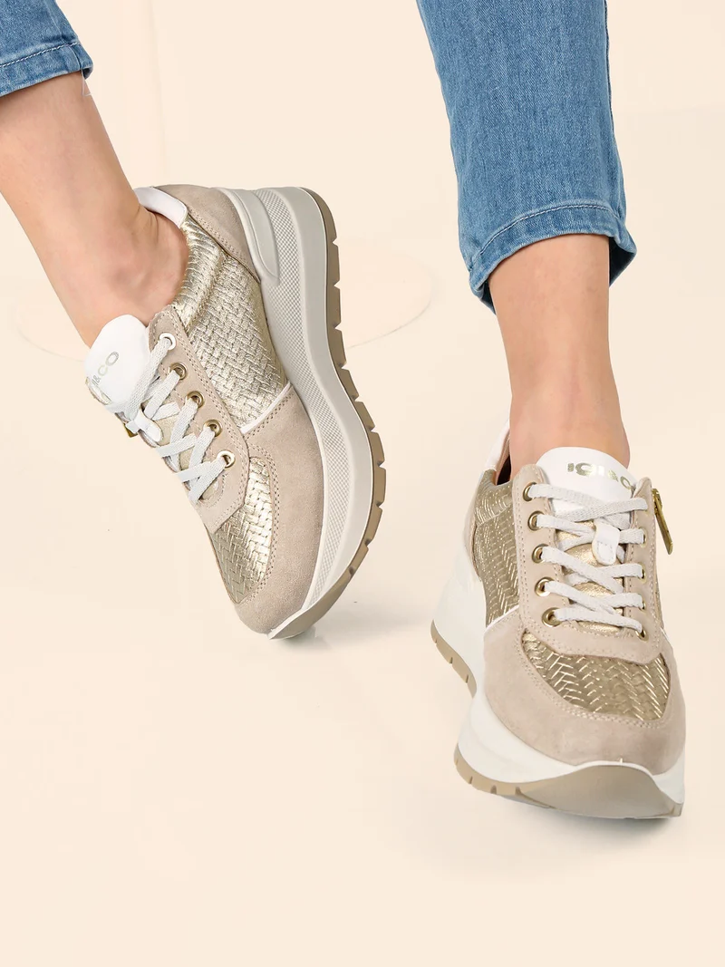 Sneakers donna in pelle con zeppa platform - beige