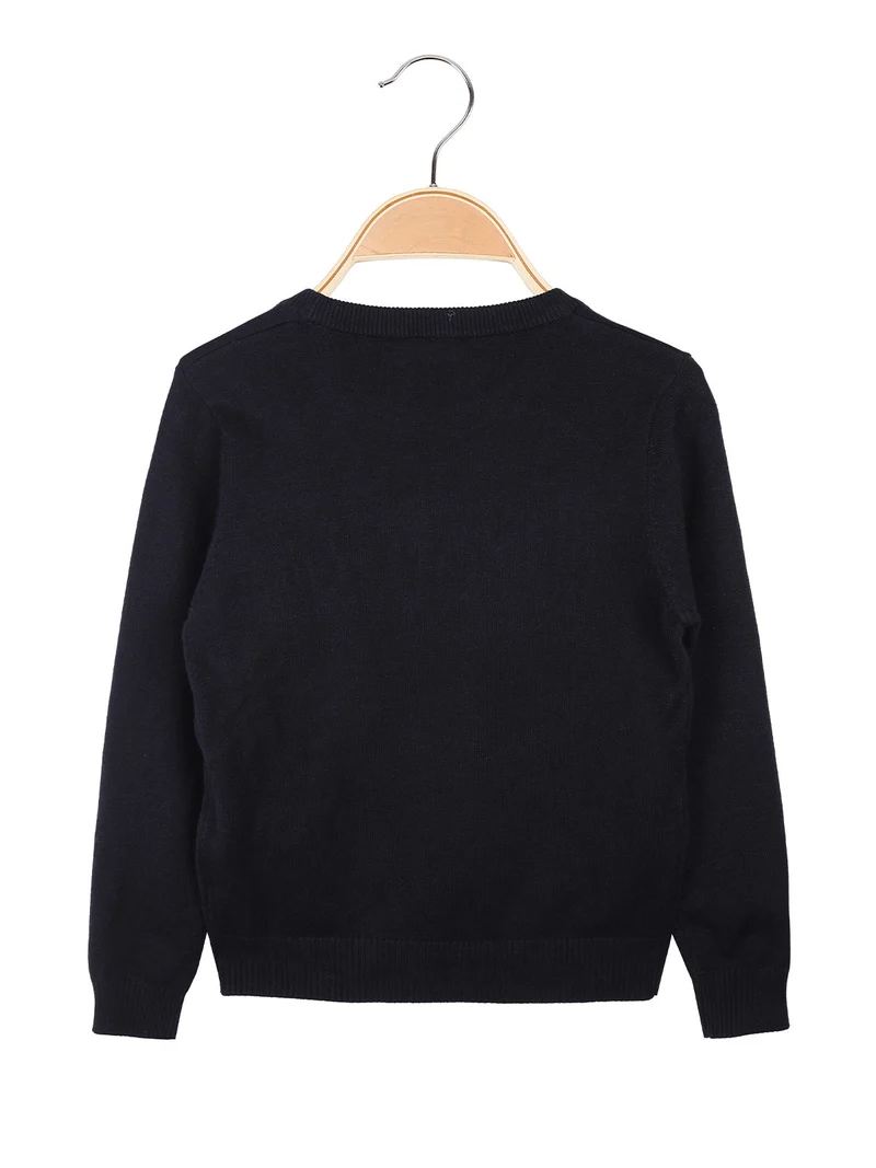 Pullover da bambino in maglia con scritta in rilievo - blu scuro