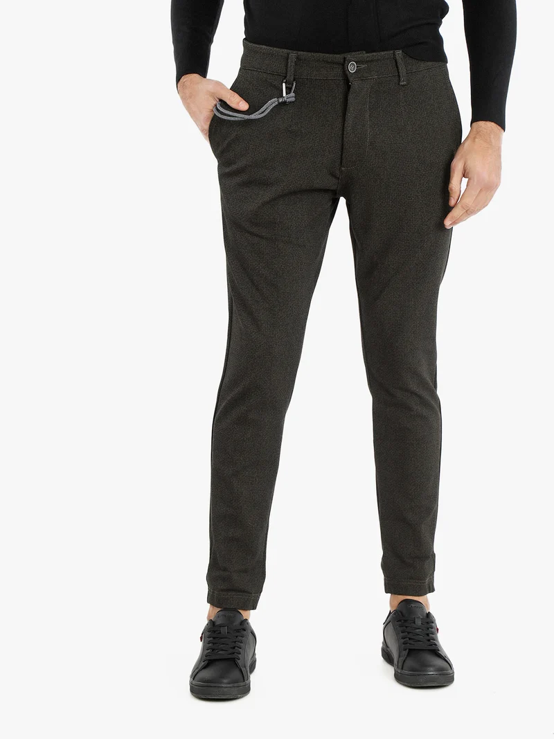 Pantaloni slim fit da uomo - verde scuro