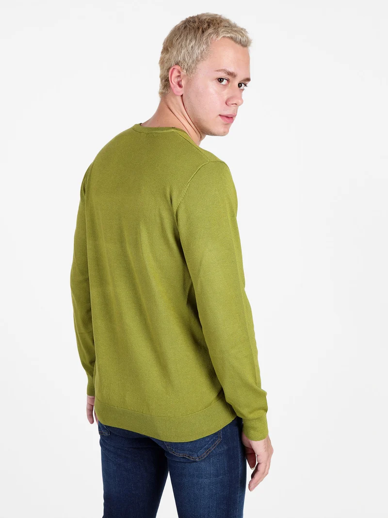 Pullover da uomo in maglia con scollo a V - pistacchio