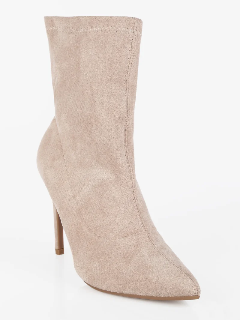 Stivaletti da donna a punta - beige