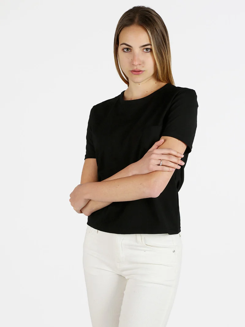 T-shirt donna con taschino - nero
