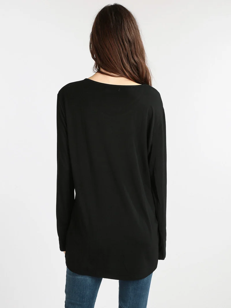T-shirt da donna lunga con stampa - nero