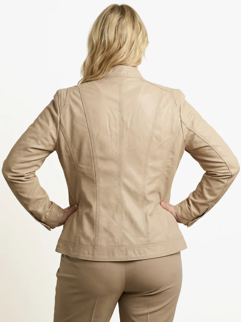 Giacca in ecopelle da donna taglie grandi - beige