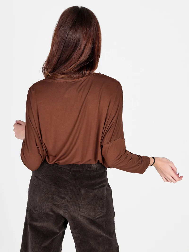 Maglia donna con maniche a pipistrello - marrone