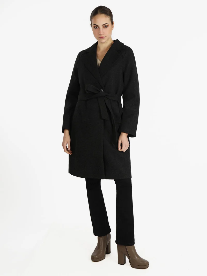 Cappotto doppiopetto da donna con cintura - nero