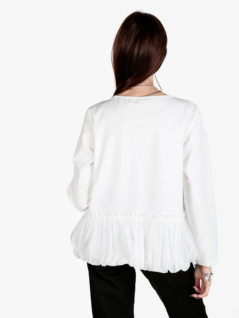 Maglia donna oversize con bordo finale a palloncino - bianco