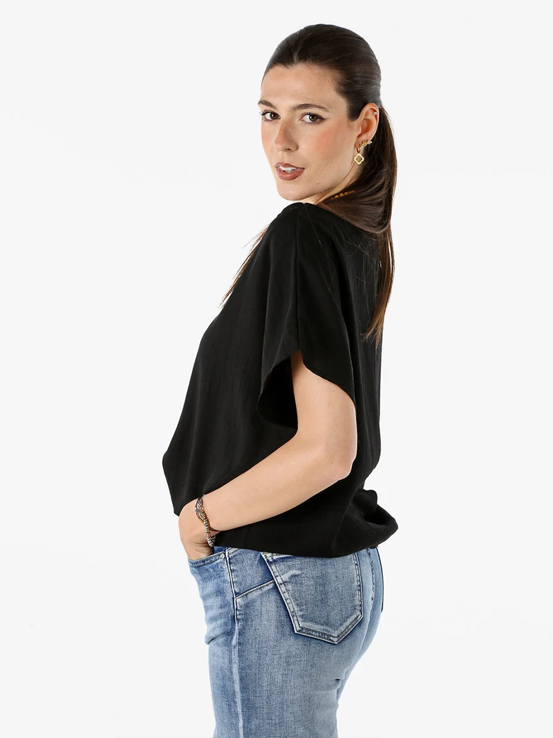 Blusa donna girocollo a maniche corte - nero