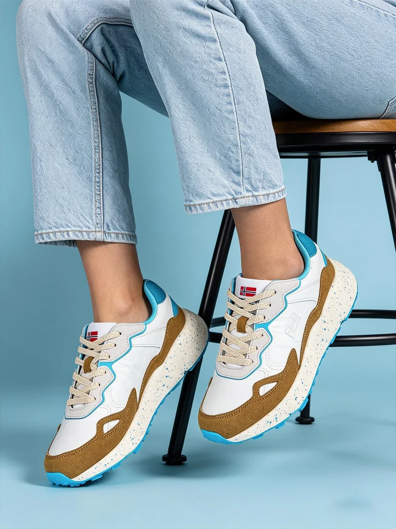 Sneakers stringate da donna - bianco