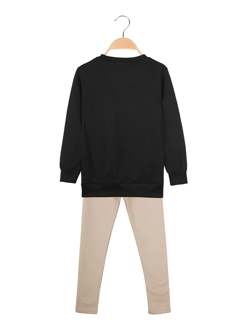 Completo 2 pezzi da bambina con felpa e leggings - nero