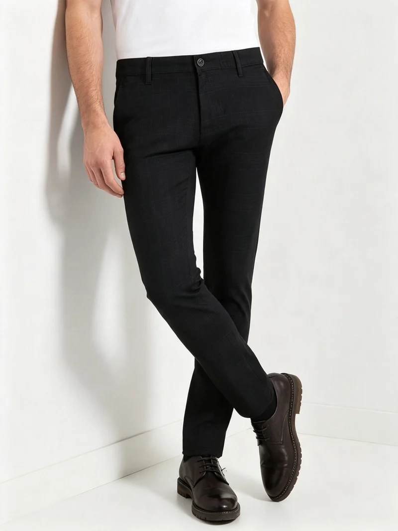 Pantaloni casual da uomo slim fit in cotone con stampa principe di galles - nero