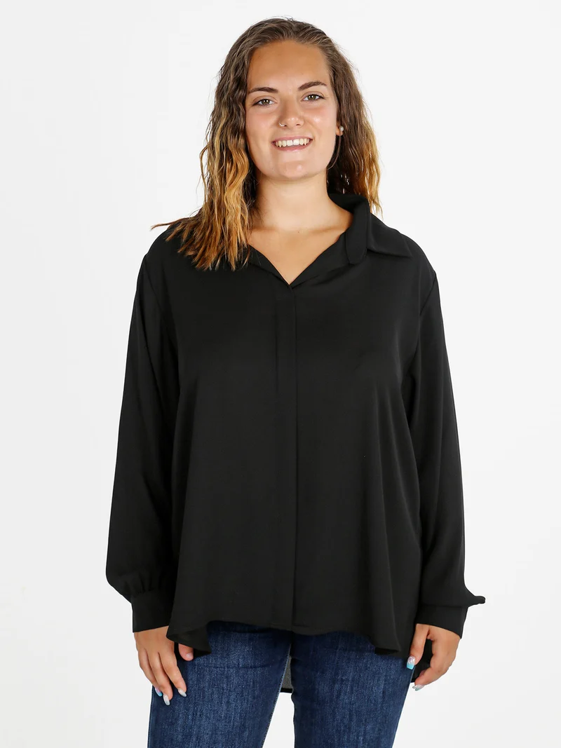 Camicia donna a maniche lunghe con scollo a V linea curvy - nero