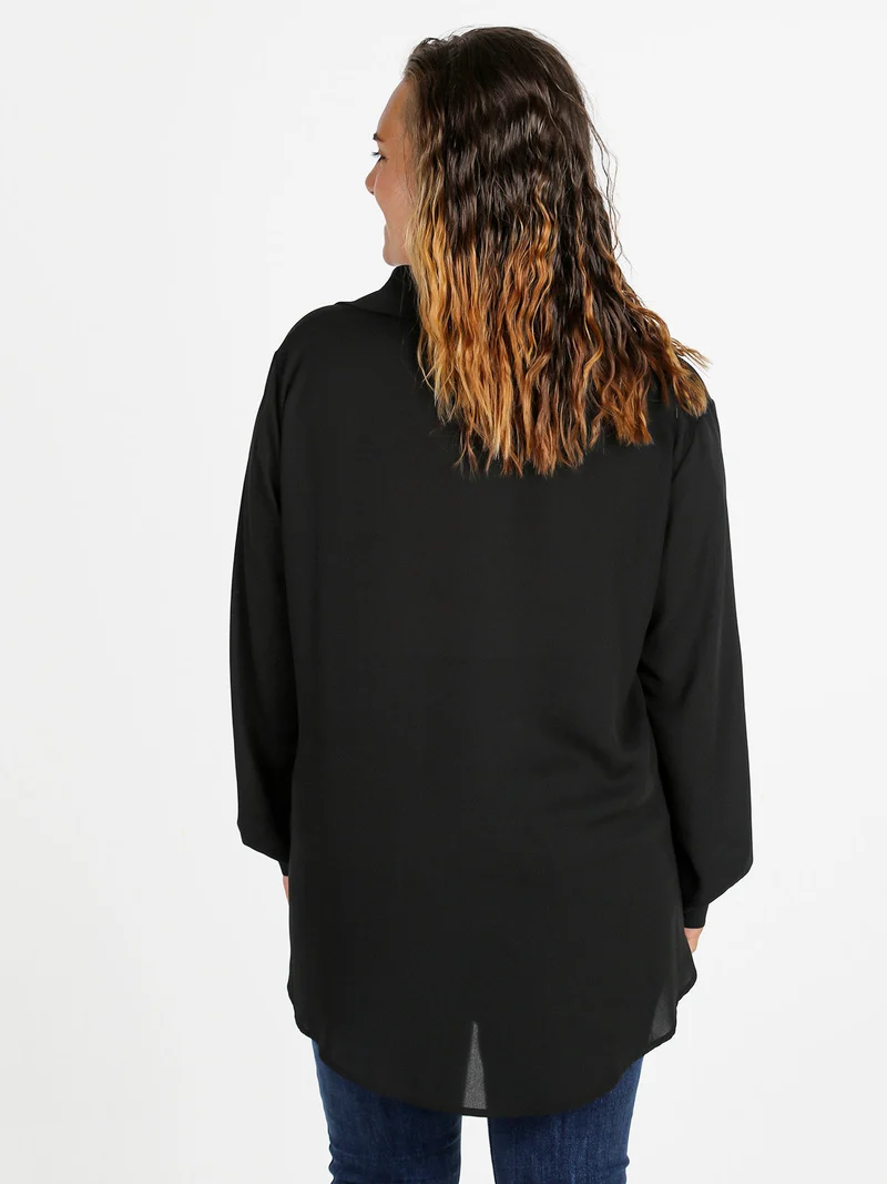 Camicia donna a maniche lunghe con scollo a V linea curvy - nero