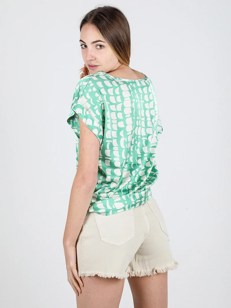Blusa donna a maniche corte con stampe - verde
