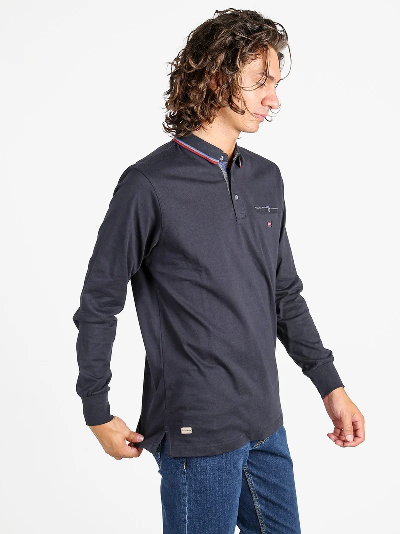 Polo da uomo a maniche lunghe con taschino - blu scuro