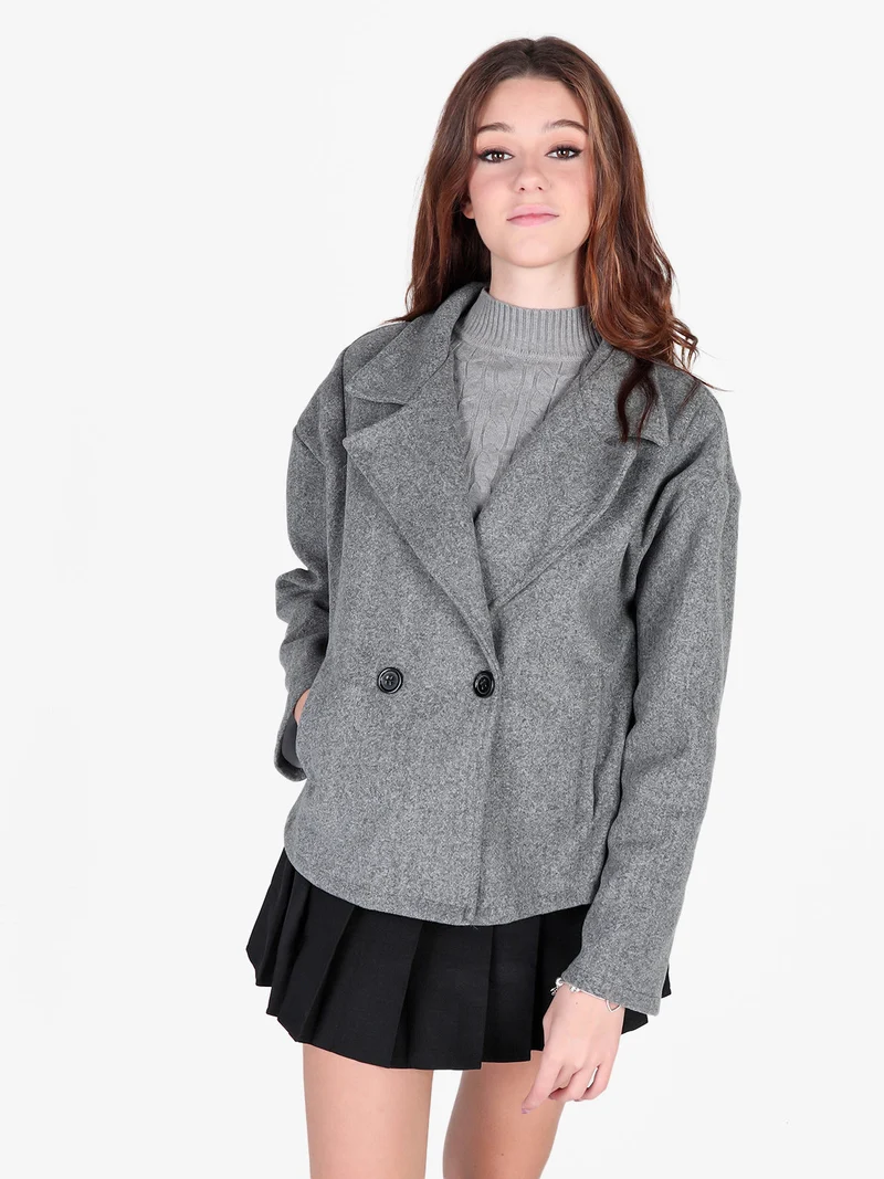 Cappotto corto da donna oversize con chiusura doppiopetto - grigio