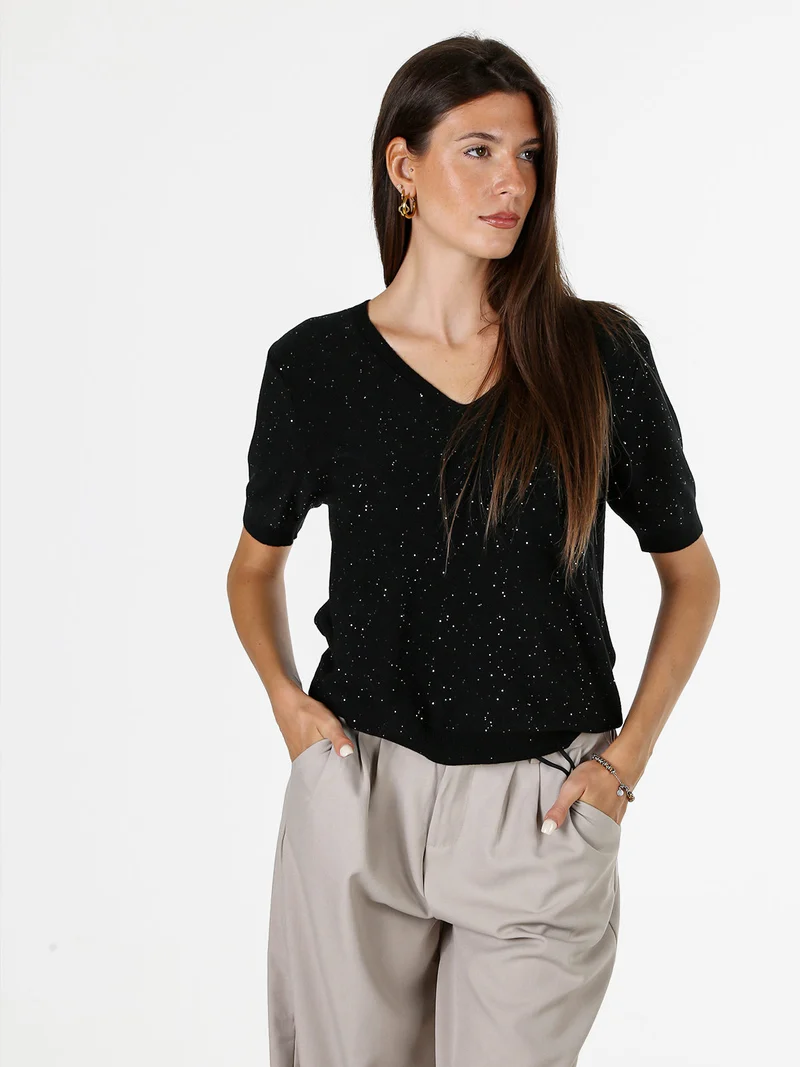 Maglia donna a maniche corte con scollo a V e mini paillettes - nero
