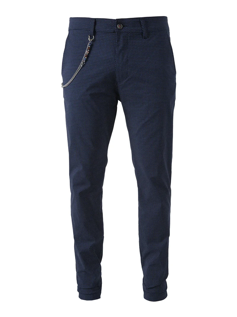 Pantaloni da uomo elasticizzati con stampa texture e dettaglio a catena - blu scuro