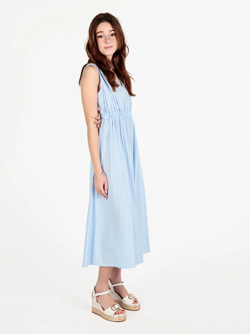 Abito lungo da donna smanicato in misto lino - azzurro