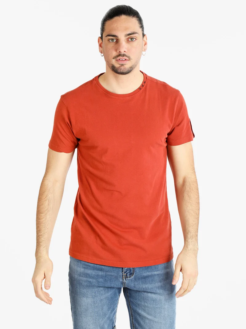 T-shirt uomo manica corta in cotone - cuoio