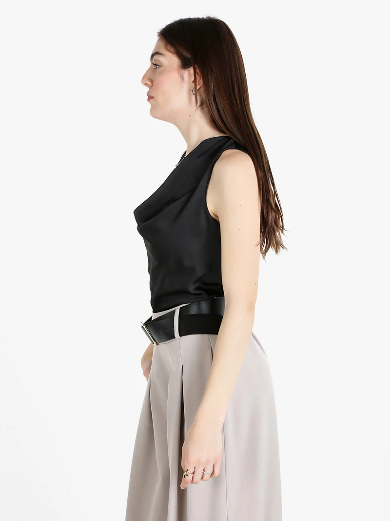 Top donna in raso con scollo a cascata - nero