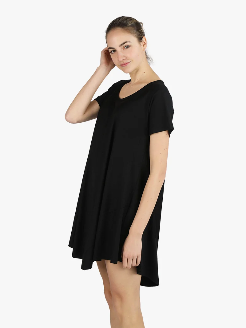 Vestito mini da donna a maniche corte - nero
