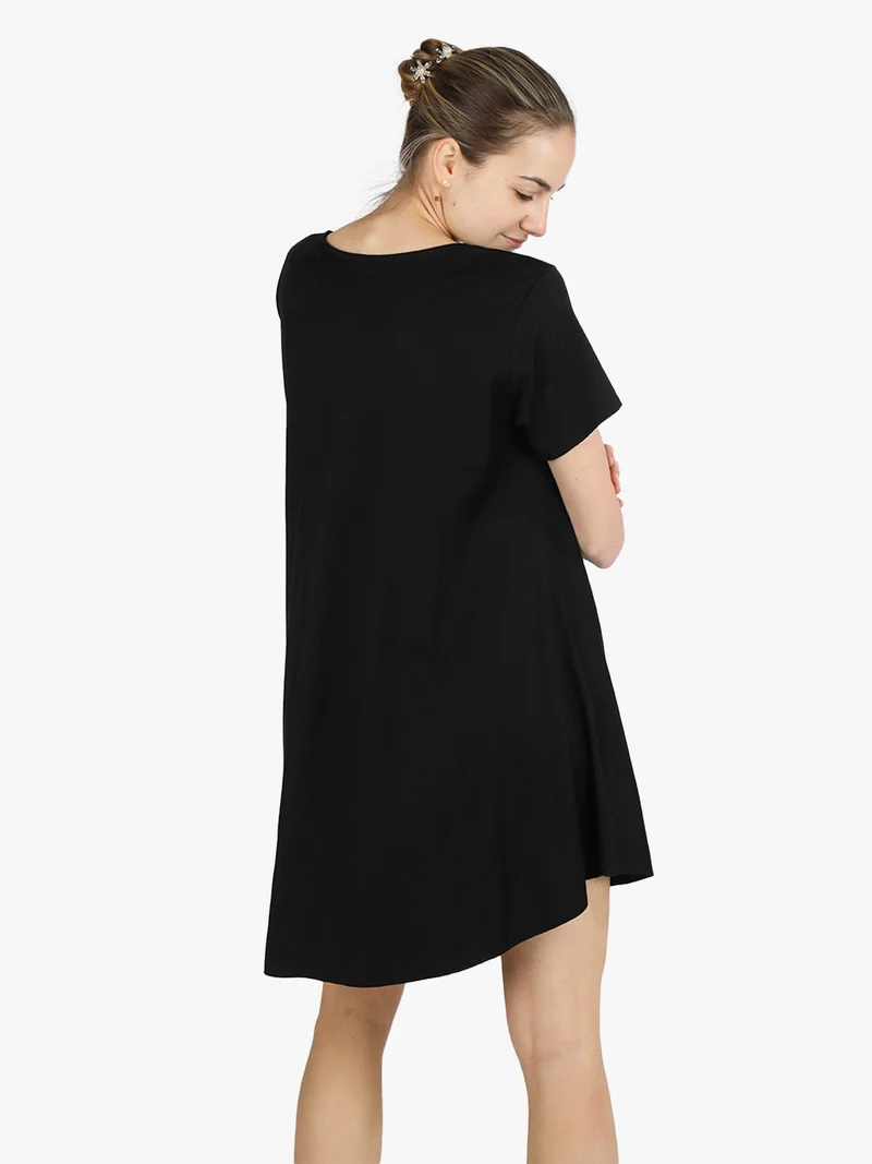 Vestito mini da donna a maniche corte - nero