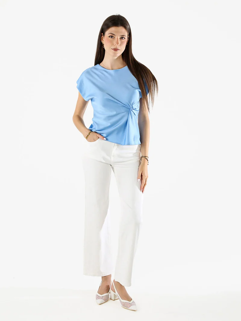 Blusa donna a maniche corte in tessuto effetto raso - azzurro