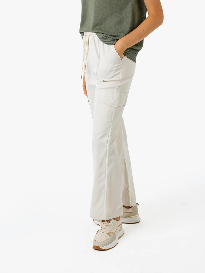 Pantaloni donna a gamba larga con tasconi laterali e coulisse - beige