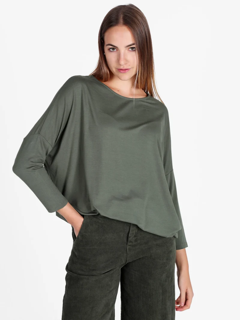 Maglia donna con maniche a pipistrello - oliva