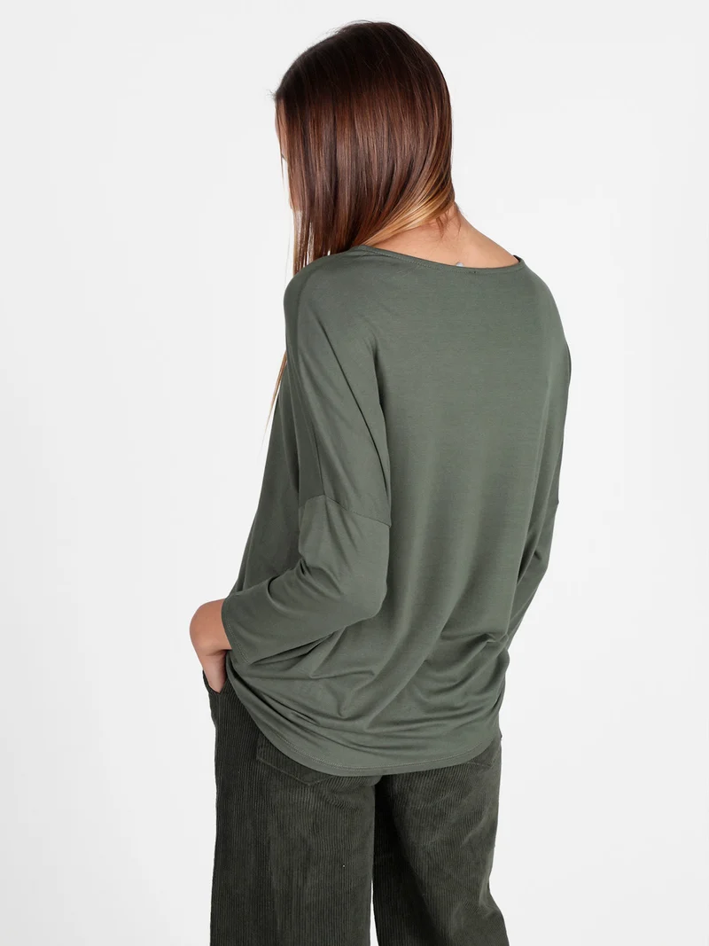 Maglia donna con maniche a pipistrello - oliva