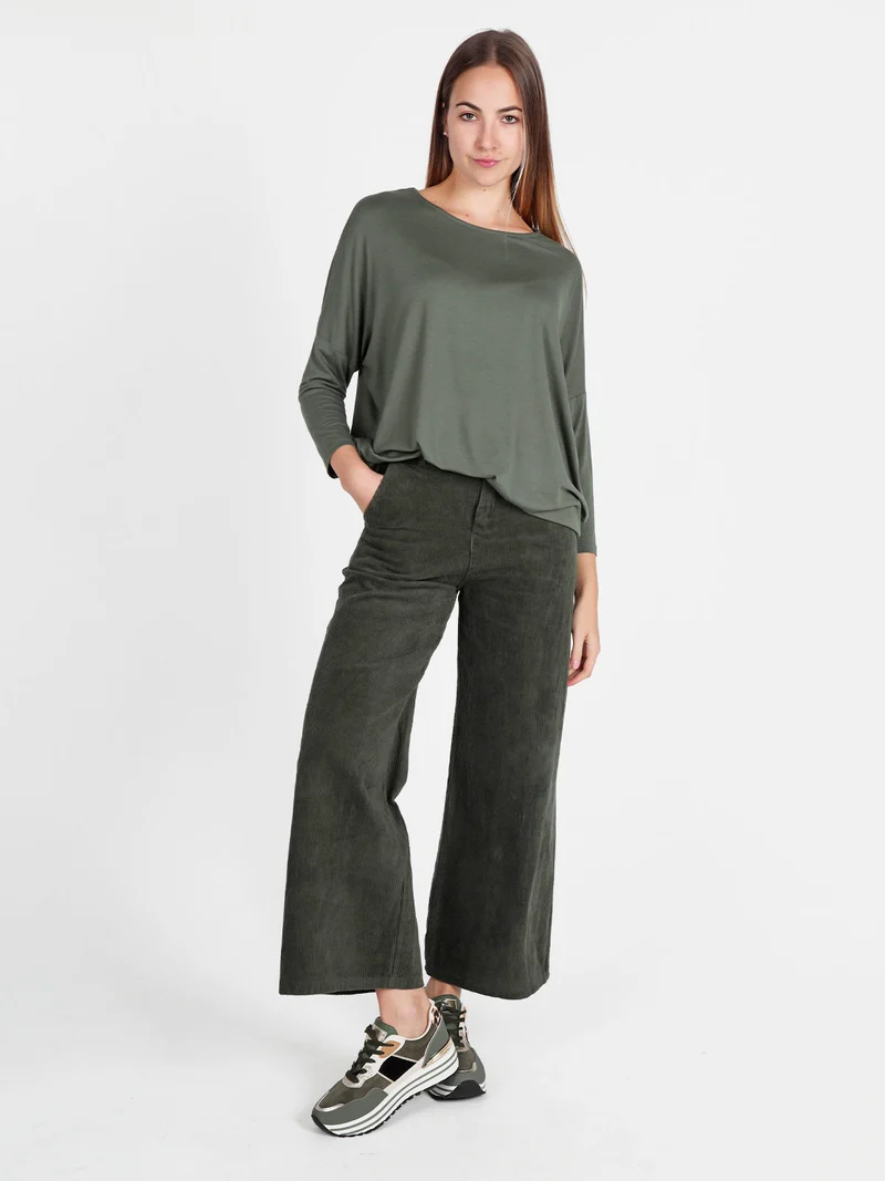 Maglia donna con maniche a pipistrello - oliva