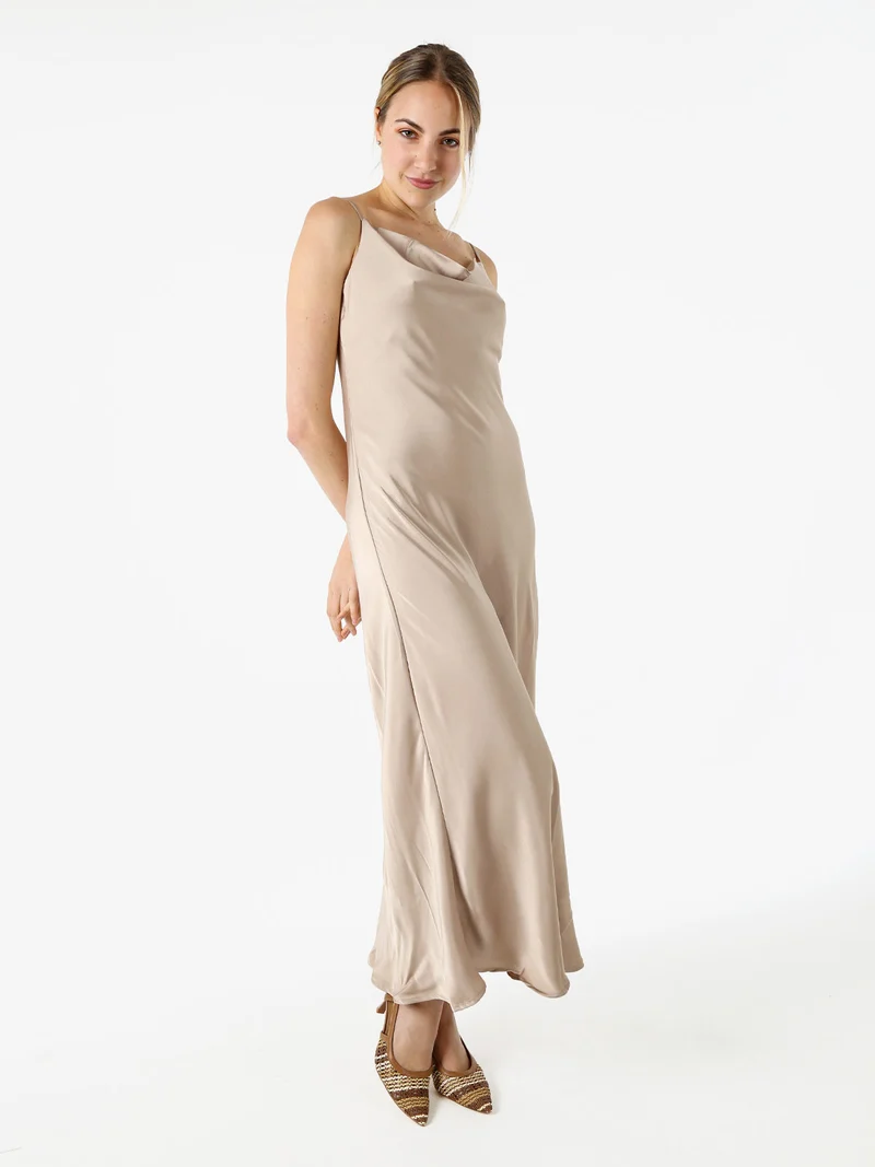 Abito lungo da donna con spalline sottili e scollo a cascata - beige