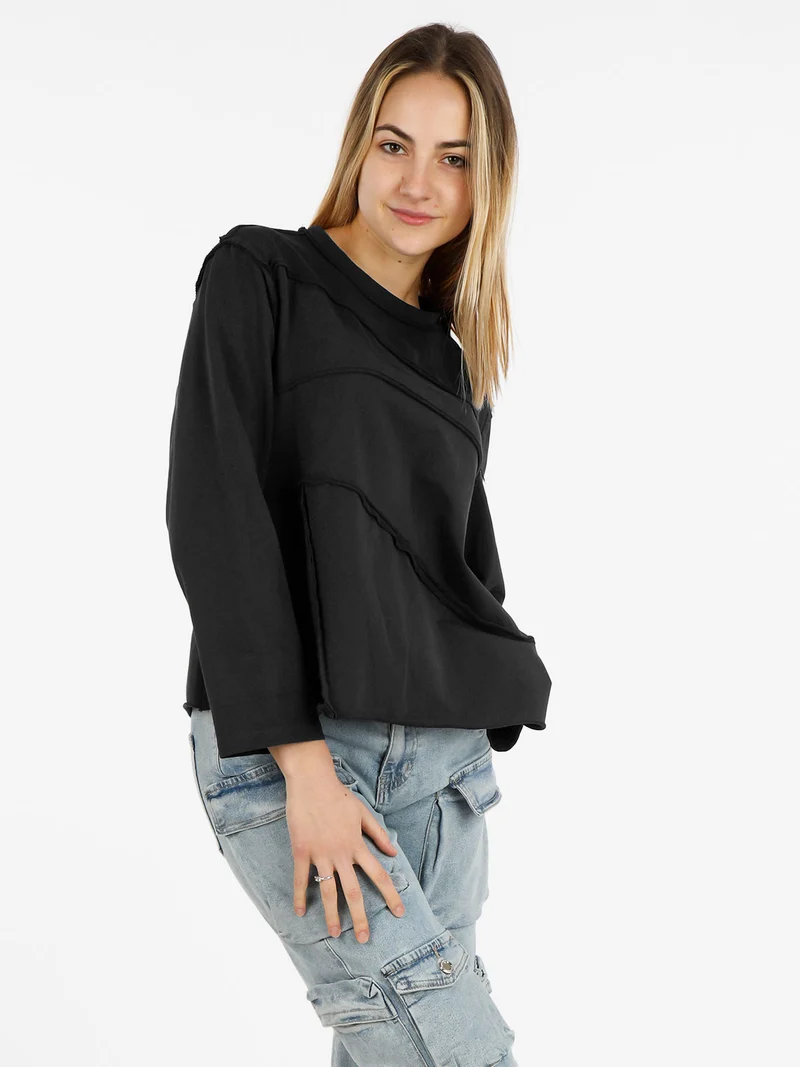 T-shirt donna oversize a manica lunga in cotone - nero