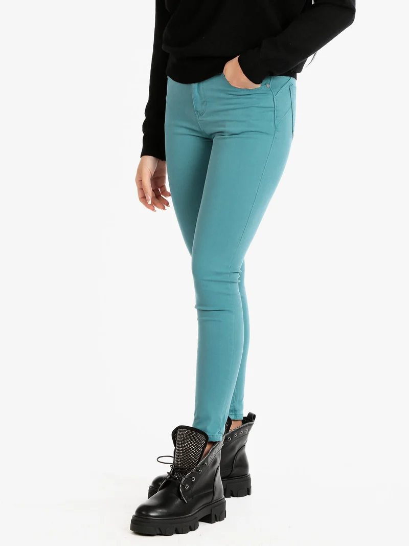 Pantaloni slim fit da donna - turchese