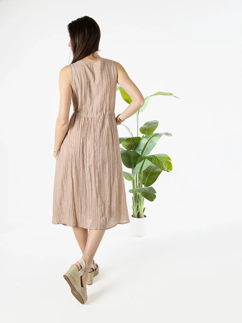 Abito lungo da donna smanicato in misto cotone - beige