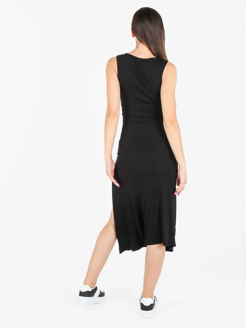 Vestito donna smanicato a costine con spacco - nero