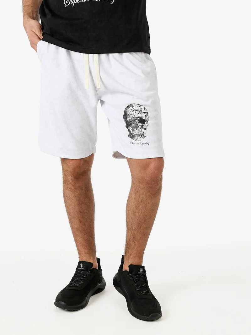 Bermuda da uomo con coulisse e stampa teschio - bianco