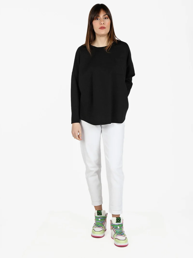 Maxi t-shirt donna oversize con taschino - nero