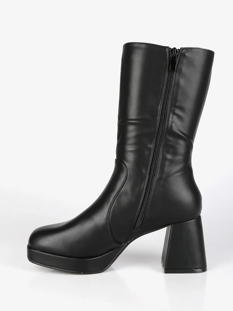 Stivaletti donna con tacco - nero