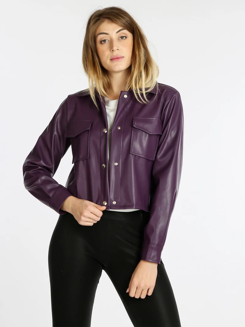 Giacca corta da donna in ecopelle - viola