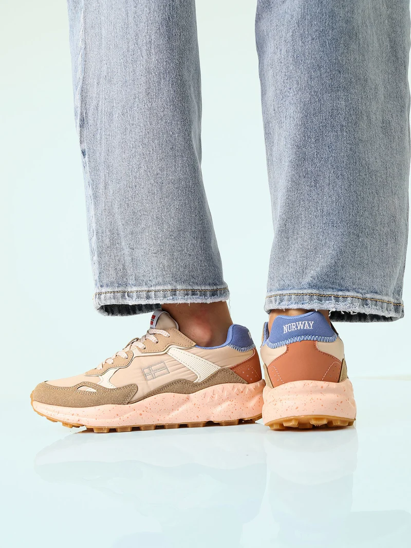 Sneakers stringate da donna - beige
