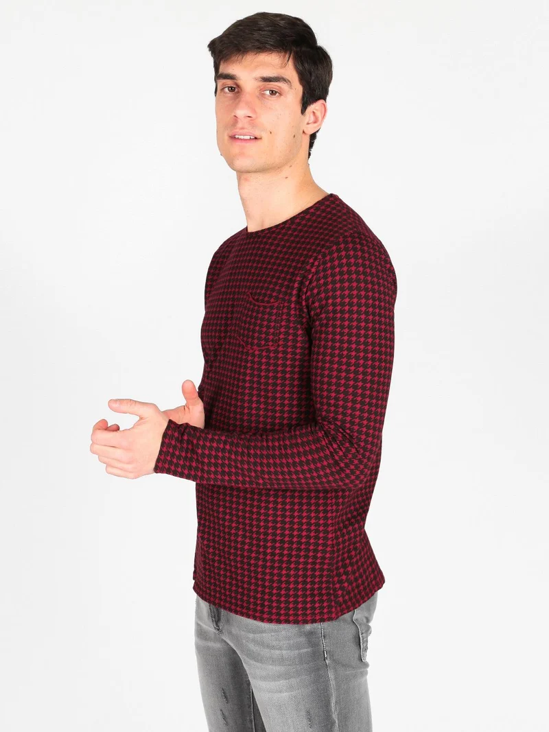 Maglia girocollo con taschino - rosso