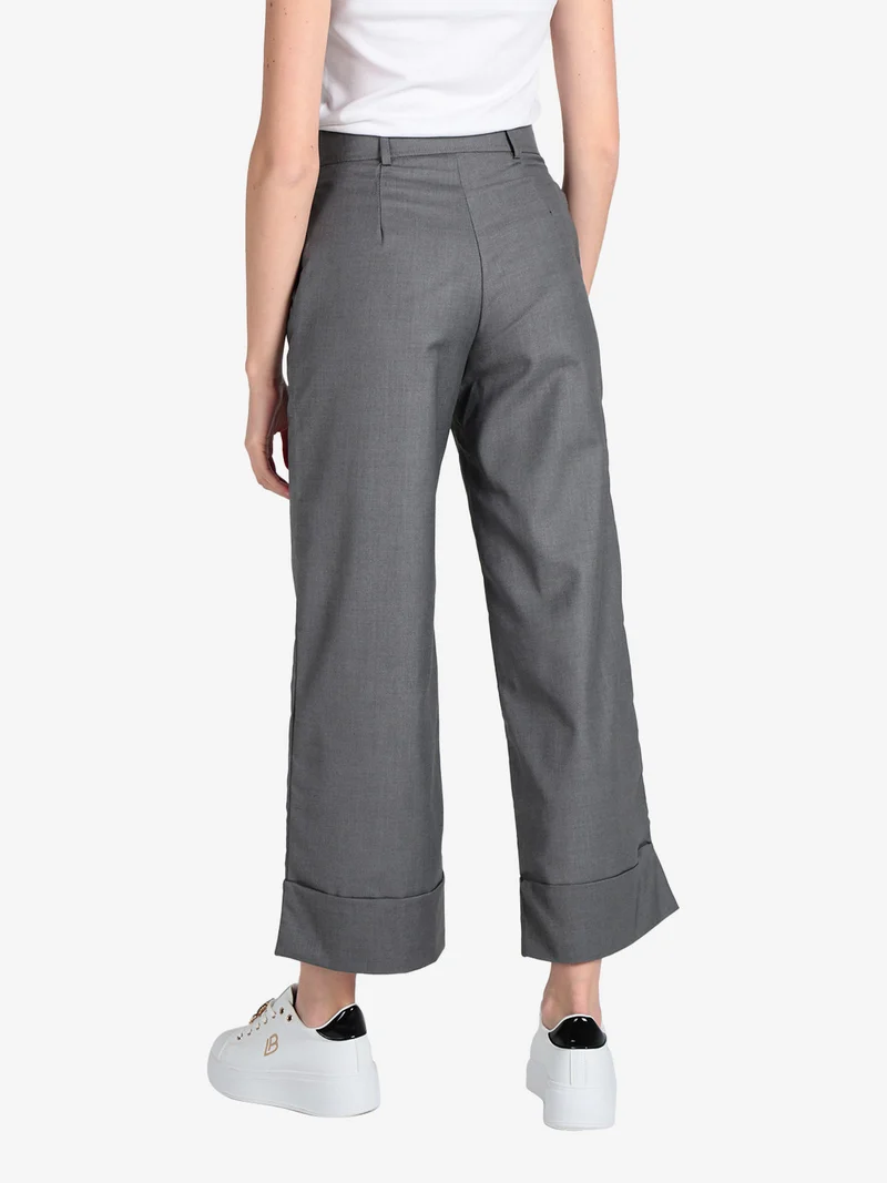 Pantaloni da donna a gamba larga con risvolto alto sul finale - grigio