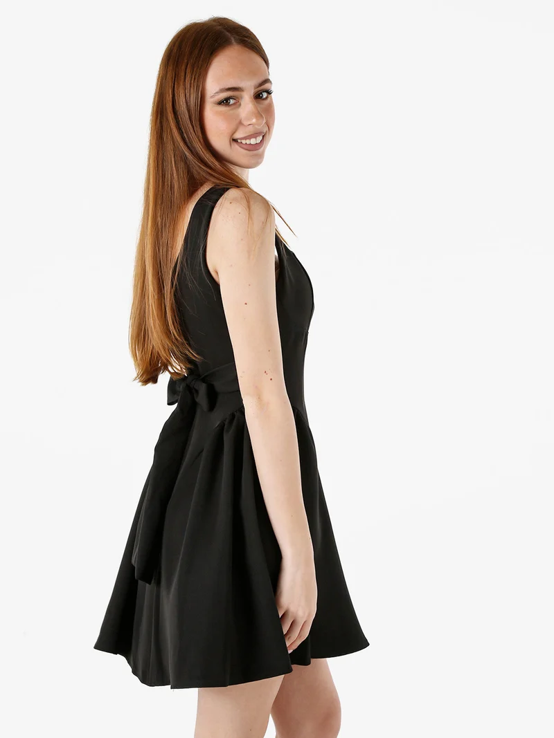 Vestito donna a spalla stretta con scollo quadrato - nero