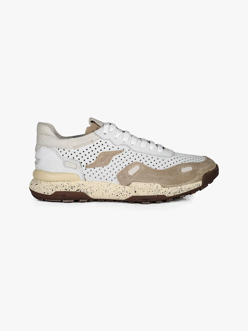 Sneakers da uomo in pelle traforata - perla