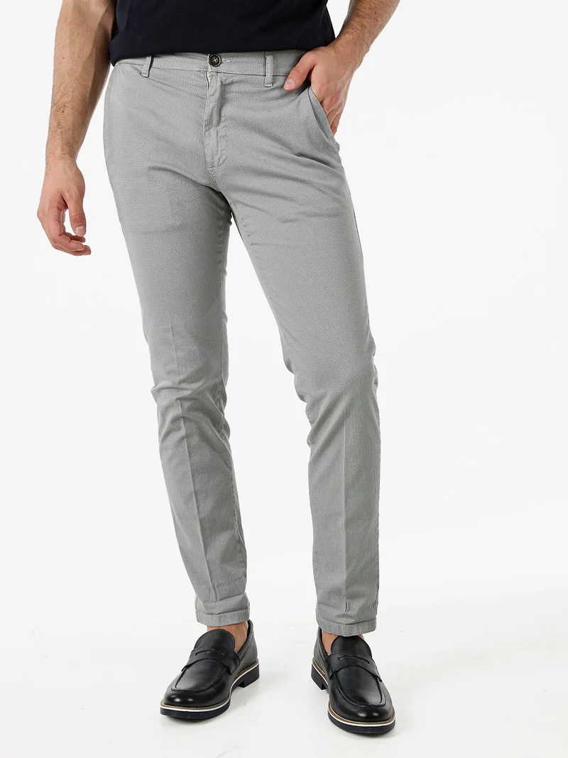 Pantaloni slim fit da uomo in cotone - grigio
