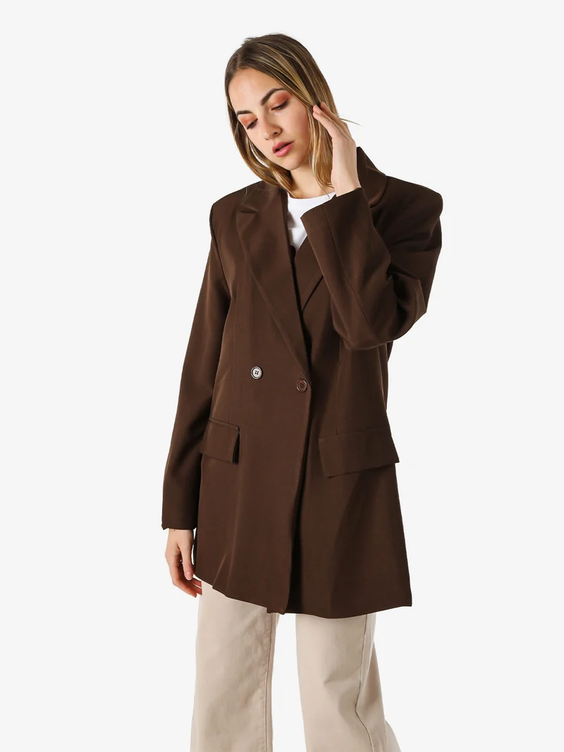 Blazer oversize da donna con chiusura a doppiopetto - moro