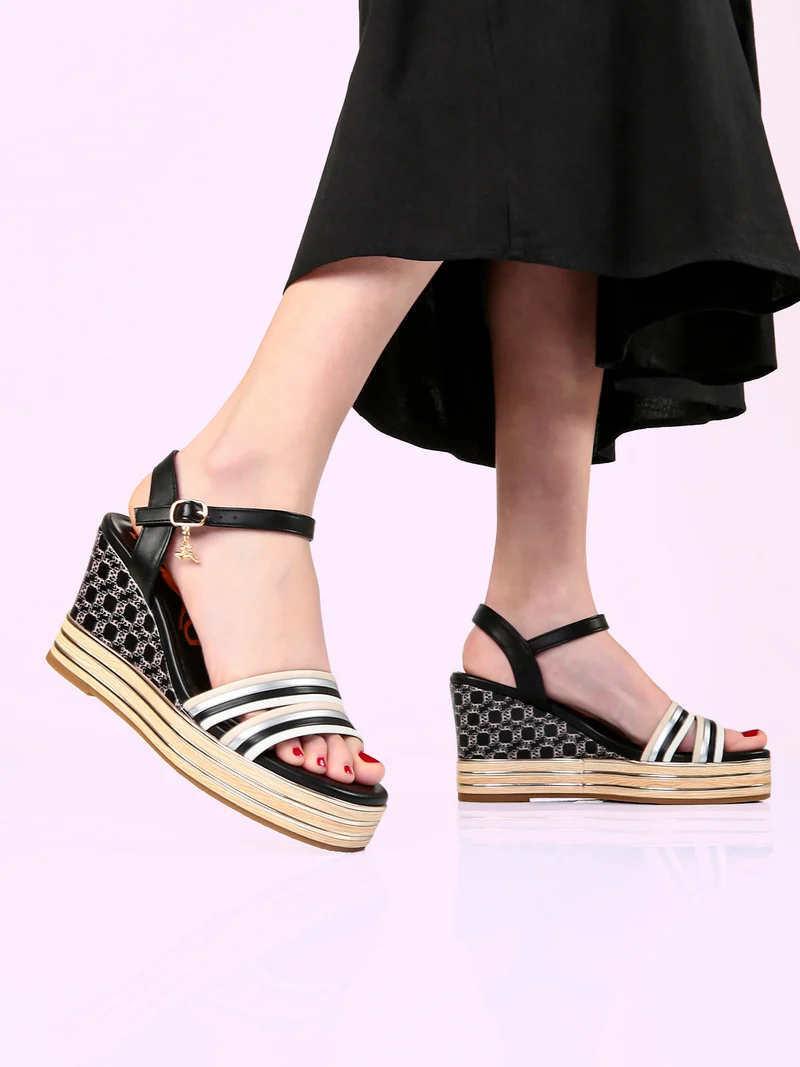 Sandali donna con zeppa platform e fascetta multicolore - nero